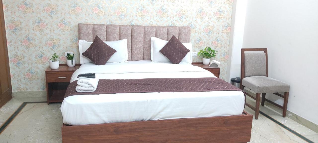Hotel Soft Petal Residency Near Delhi International Airport New Delhi